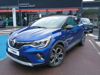 Photo 9 Renault Captur  E-Tech full hybrid 145