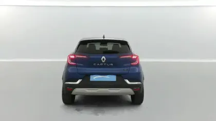 Photo 13 Renault Captur  E-Tech full hybrid 145