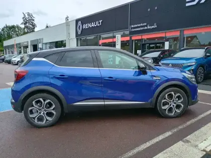 Photo 6 Renault Captur  E-Tech full hybrid 145