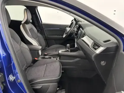 Photo 23 Renault Captur  E-Tech full hybrid 145