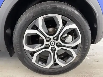 Photo 29 Renault Captur  E-Tech full hybrid 145