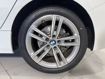 Photo 16 BMW Serie 1 116i 109 ch DKG7