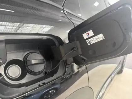 Photo 16 Peugeot 3008  PureTech 130ch S&S EAT8
