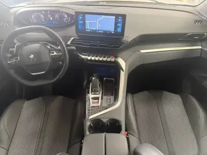 Photo 10 Peugeot 3008  PureTech 130ch S&S EAT8