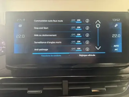 Photo 34 Peugeot 3008  PureTech 130ch S&S EAT8