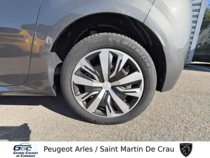 Photo 10 Peugeot 208  PureTech 75 S&S BVM5