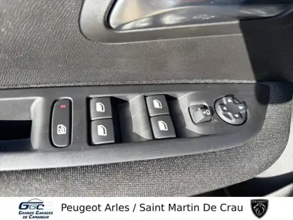 Photo 11 Peugeot 208  PureTech 75 S&S BVM5