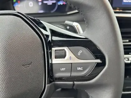 Photo 46 Peugeot 208  Hybrid 110 e-DCS6