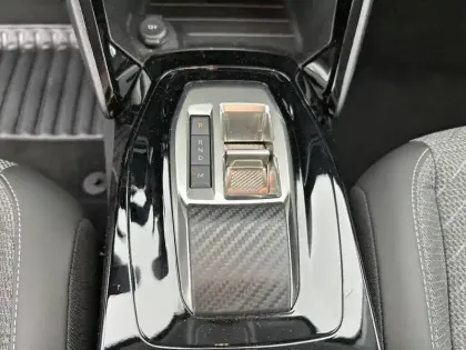 Photo 41 Peugeot 208  Hybrid 110 e-DCS6