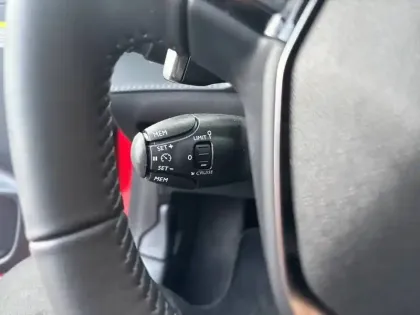 Photo 15 Peugeot 208  Hybrid 110 e-DCS6