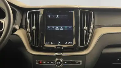 Photo 14 Volvo Xc60  T8 Twin Engine 303 ch + 87 ch Geartronic 8