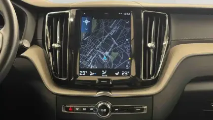 Photo 12 Volvo Xc60  T8 Twin Engine 303 ch + 87 ch Geartronic 8