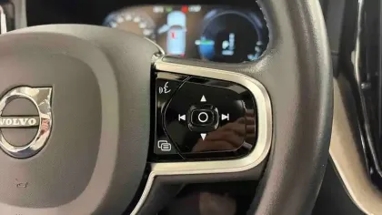Photo 29 Volvo Xc60  T8 Twin Engine 303 ch + 87 ch Geartronic 8