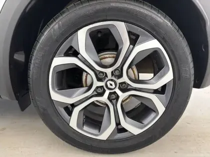 Photo 28 Renault Captur  TCe 90 - 21