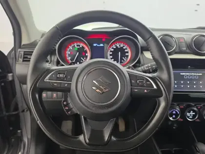 Photo 68 Suzuki Swift  1.0 Boosterjet Auto