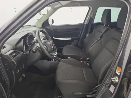 Photo 117 Suzuki Swift  1.0 Boosterjet Auto