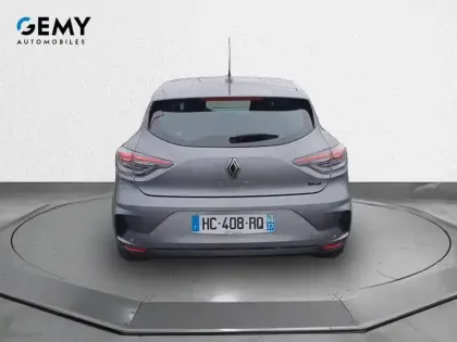 Photo 20 Renault Clio  E-Tech full hybrid 145