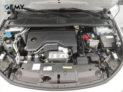 Photo 11 Peugeot 308  Hybrid 145 e-DCS6