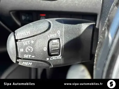 Photo 30 Peugeot 2008  BlueHDi 130 S&S EAT8