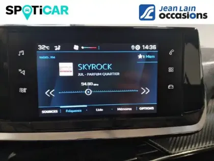 Photo 18 Peugeot 208  BlueHDi 100 S&S BVM6