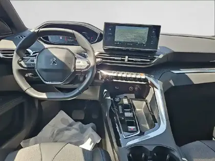 Photo 28 Peugeot 3008  Hybrid 136 e-DCS6