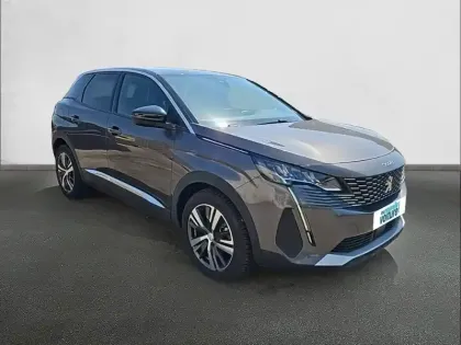 Photo 23 Peugeot 3008  Hybrid 136 e-DCS6