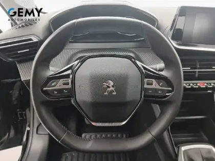 Photo 12 Peugeot 208  PureTech 75 S&S BVM5