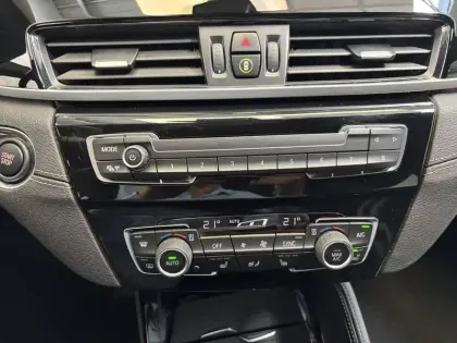 Photo 28 BMW X2  xDrive 25e 220 ch BVA6