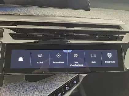 Photo 22 Peugeot 3008  Hybrid 136 e-DCS6