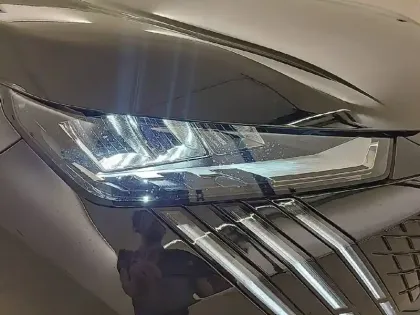 Photo 15 Peugeot 3008  Hybrid 136 e-DCS6