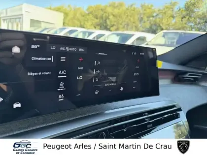 Photo 19 Peugeot 3008  Hybrid 145 e-DCS6