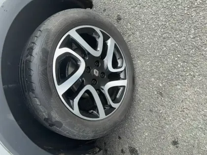 Photo 21 Renault Captur  TCe 90 Energy E6