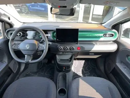 Photo 12 Renault Twingo  E-Tech Electrique 80 ch autonomie urbaine