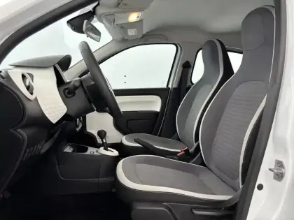 Photo 17 Renault Twingo  III Achat Intégral - 21