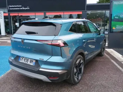 Photo 5 Renault Symbioz  E-Tech full hybrid 145