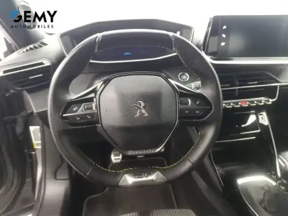 Photo 34 Peugeot 2008  PureTech 130 S&S BVM6