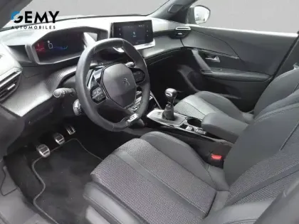 Photo 8 Peugeot 2008  PureTech 130 S&S BVM6