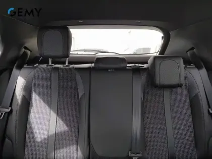 Photo 15 Peugeot 2008  PureTech 130 S&S BVM6
