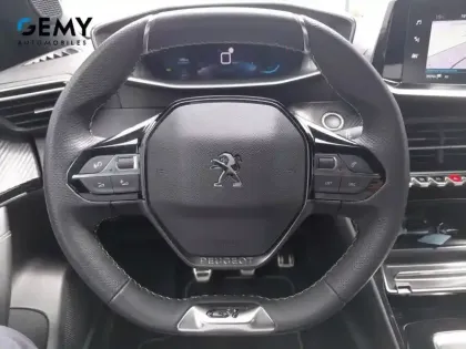Photo 18 Peugeot 2008  PureTech 130 S&S BVM6