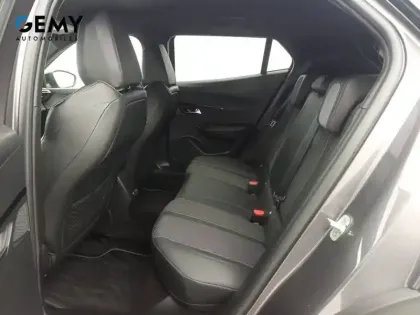 Photo 31 Peugeot 2008  PureTech 130 S&S BVM6
