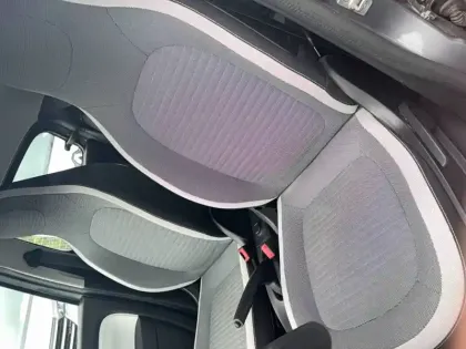 Photo 8 Renault Twingo  III E-Tech