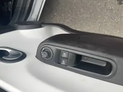Photo 10 Renault Twingo  III E-Tech
