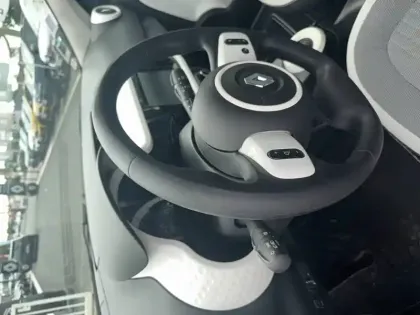 Photo 9 Renault Twingo  III E-Tech