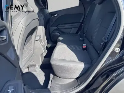 Photo 9 Renault Captur  E-Tech full hybrid 160 ch