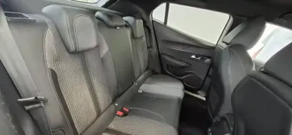 Photo 8 Peugeot 2008  PureTech 130 S&S EAT8