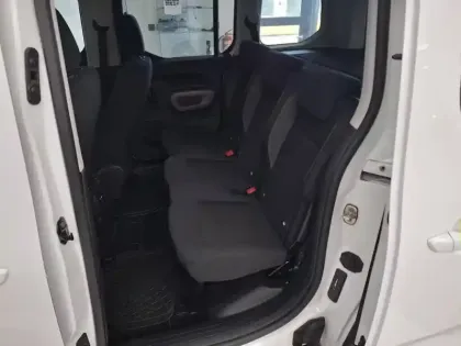 Photo 13 Peugeot Rifter  Standard BlueHDi 130 S&S BVM6