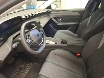 Photo 24 Peugeot 308  Hybrid 145 e-DCS6