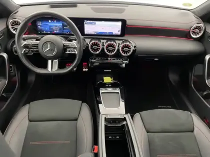 Photo 29 Mercedes CLA  Coupé 200 d 8G-DCT
