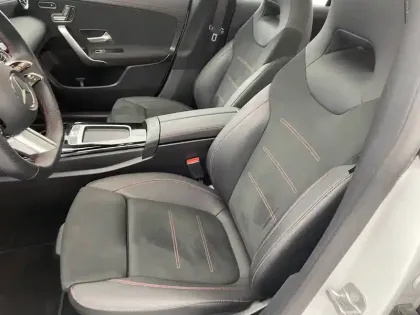 Photo 14 Mercedes CLA  Coupé 200 d 8G-DCT