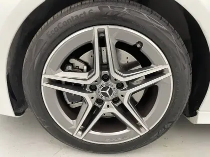 Photo 12 Mercedes CLA  Coupé 200 d 8G-DCT